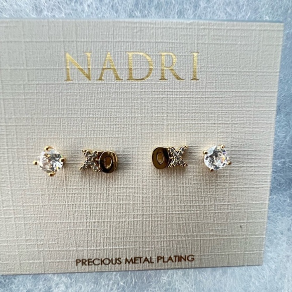 Nordstrom Nadri Gold XO Crystal Pave Mismatched Stud Earrings Gift Box::NEW::
